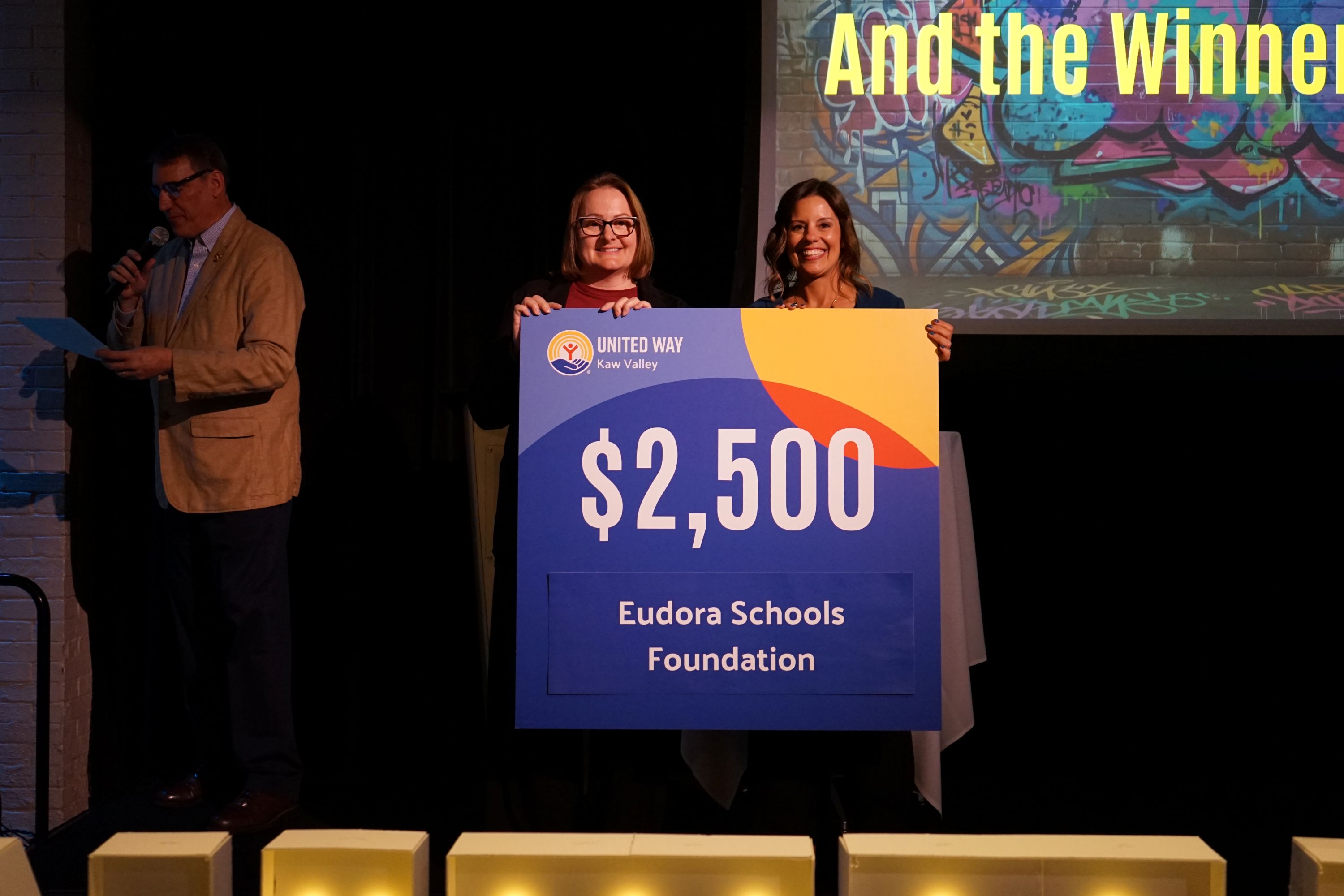 Grant Slam Eudora award.JPG